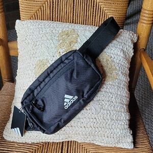 Adidas must have 2 waist pack, black
